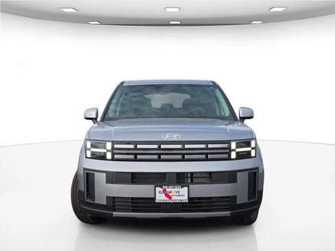 New 2026 Hyundai Santa Fe SE image 2