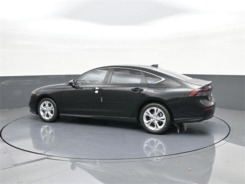 New 2026 Honda Accord LX image 2