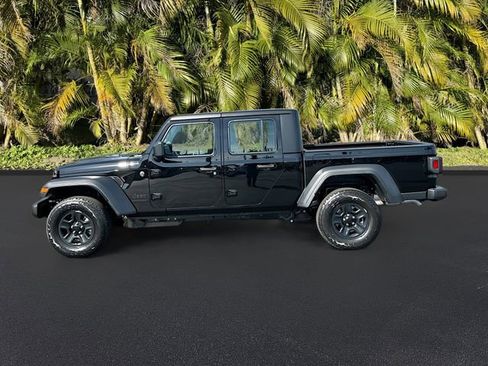 New 2026 Jeep Gladiator Sport image 2
