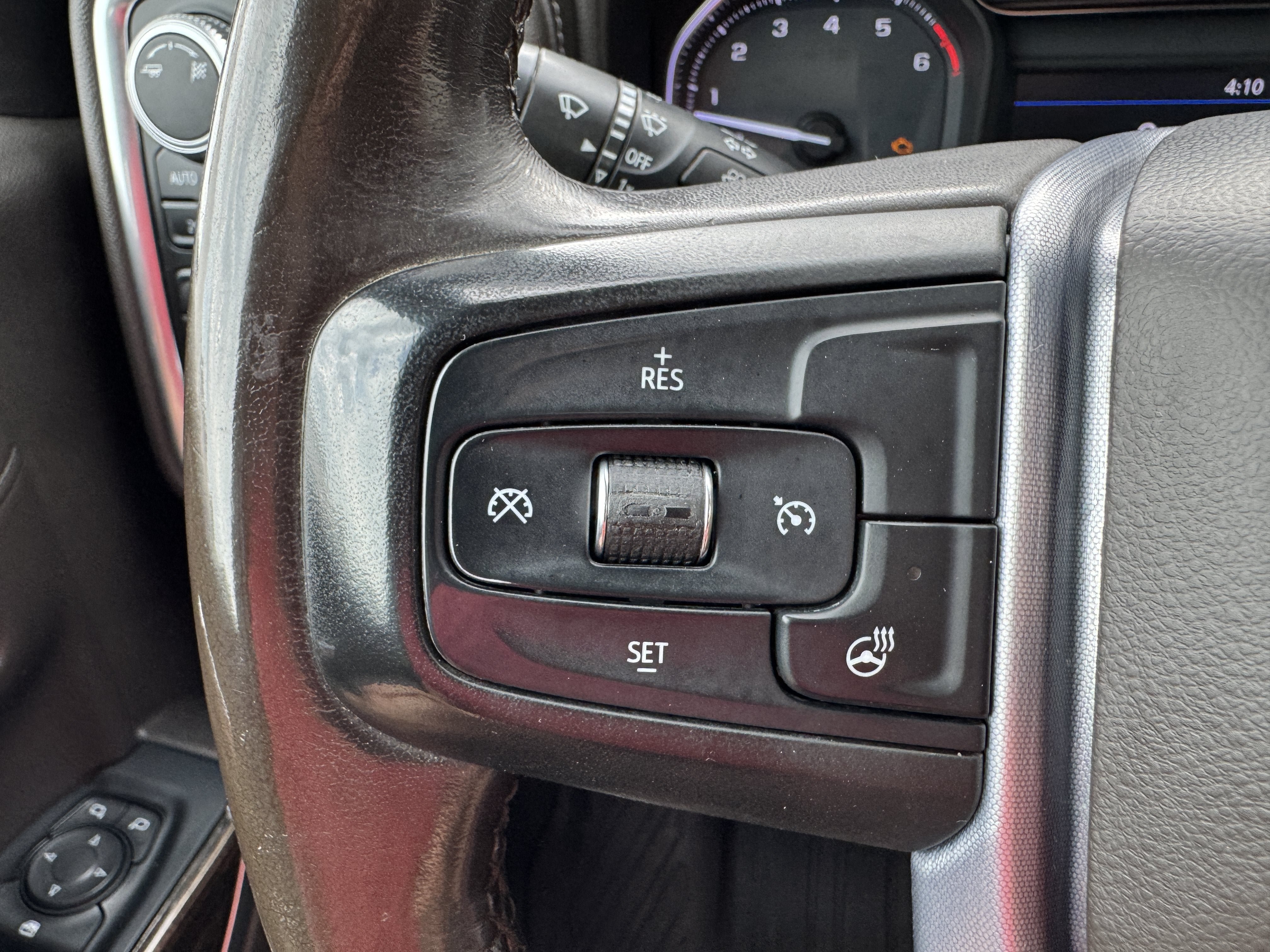 Used 2019 GMC Sierra 1500 SLE w/ SLE Value Package AWD/4WD image 12