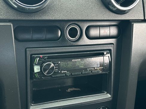 Used 2007 Ford Mustang Coupe image 15