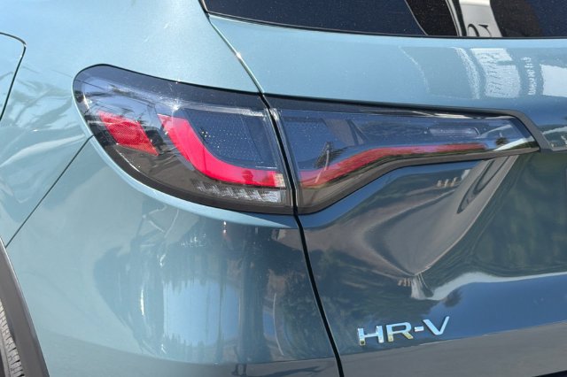 Certified 2024 Honda HR-V Sport image 34