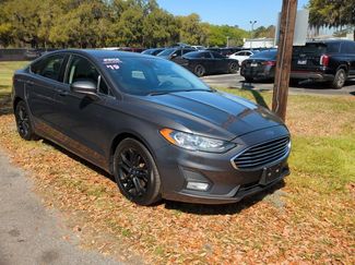 Used 2019 Ford Fusion SE w/ Equipment Group 151A video 3