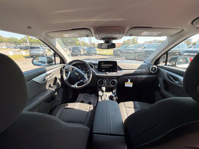 New 2026 Chevrolet Blazer LT w/ Convenience Package FWD image 36