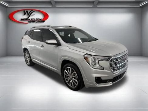 Used 2022 GMC Terrain Denali w/ LPO, Cargo Package AWD/4WD image 3
