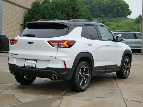 Used 2023 Chevrolet TrailBlazer RS w/ Sun and Liftgate Package AWD/4WD image 7