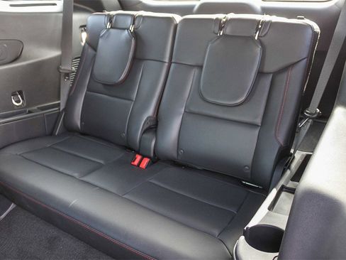 Certified 2025 Ford Explorer ST-Line w/ Premium Package image 25