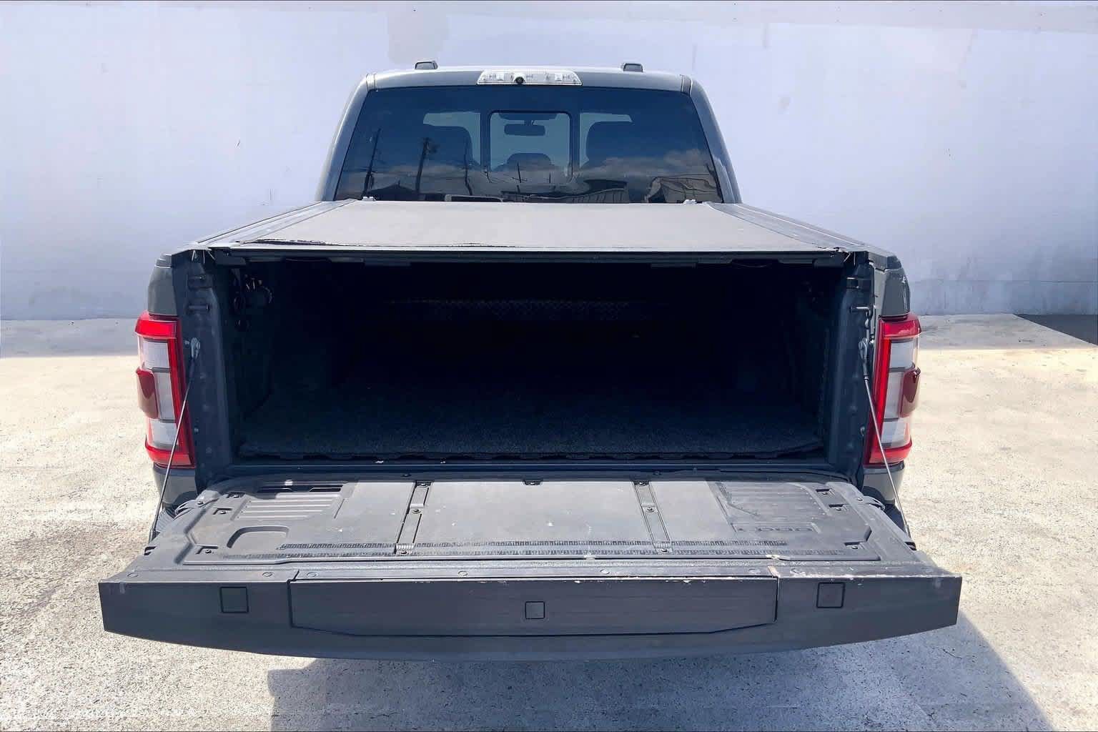 Used 2021 Ford F150 Raptor w/ Equipment Group 801A High AWD/4WD image 18