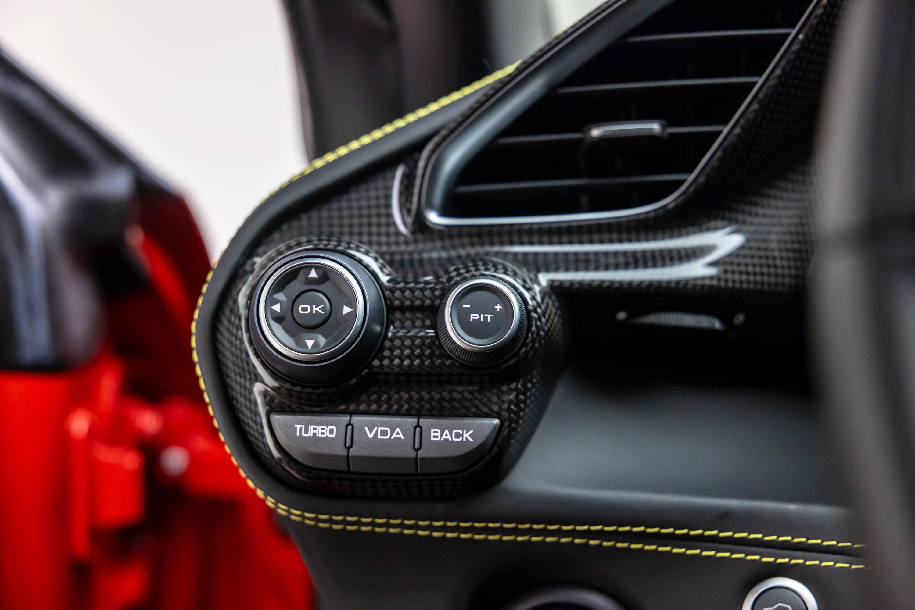 Certified 2018 Ferrari 488 GTB RWD image 59