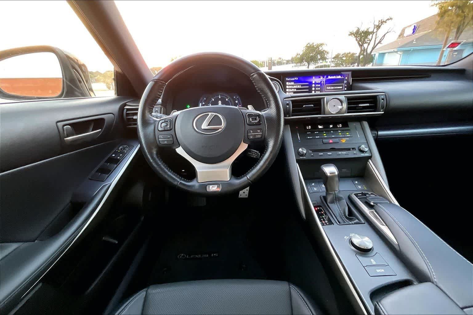 Used 2020 Lexus IS 300 F Sport w/ Blackline Edition AWD/4WD image 12