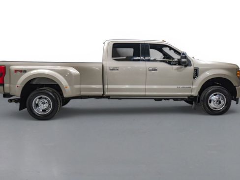 Used 2018 Ford F350 Platinum w/ Platinum Ultimate Package AWD/4WD image 5