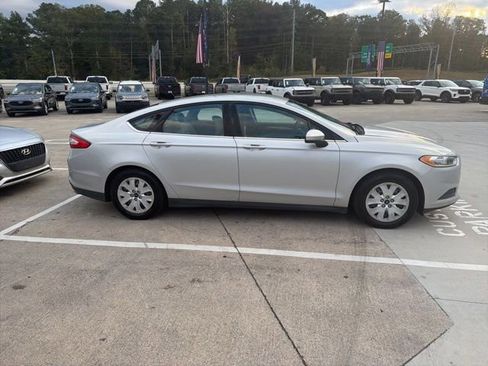 Used 2014 Ford Fusion S image 11