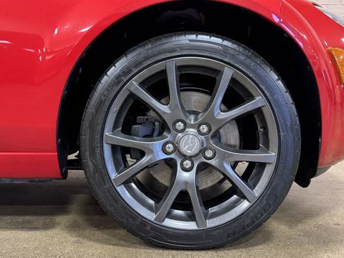 Used 2006 MAZDA MX-5 Miata 3rd Generation Limited image 14