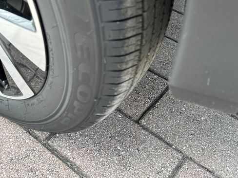 New 2026 Volkswagen Tiguan S image 11