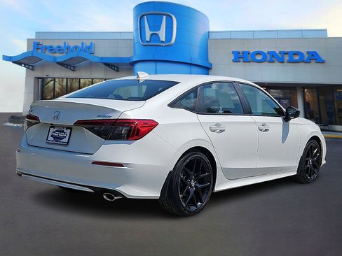 Used 2023 Honda Civic Sport image 7