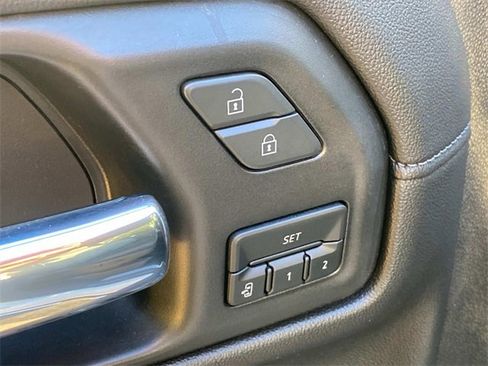 Used 2022 GMC Sierra 1500 SLT w/ SLT Premium Package image 14