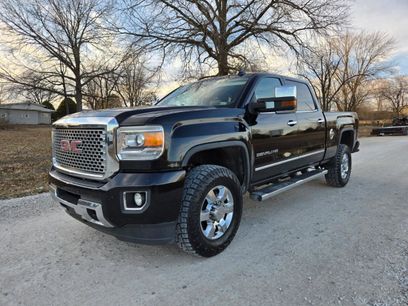 Used 2015 GMC Sierra 2500 Denali w/ Duramax Plus Package