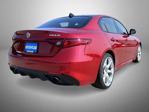 Used 2021 Alfa Romeo Giulia Ti Sport AWD/4WD image 5