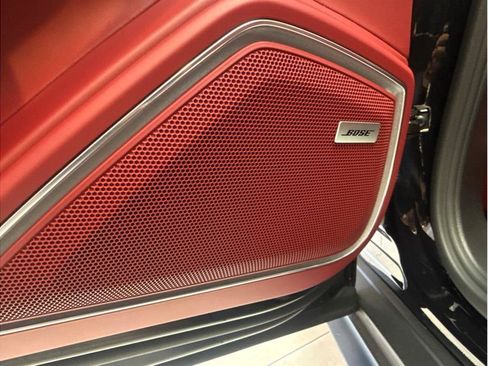 Used 2021 Porsche Panamera image 34