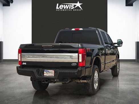 Used 2021 Ford F250 Platinum w/ FX4 Off-Road Package AWD/4WD image 4
