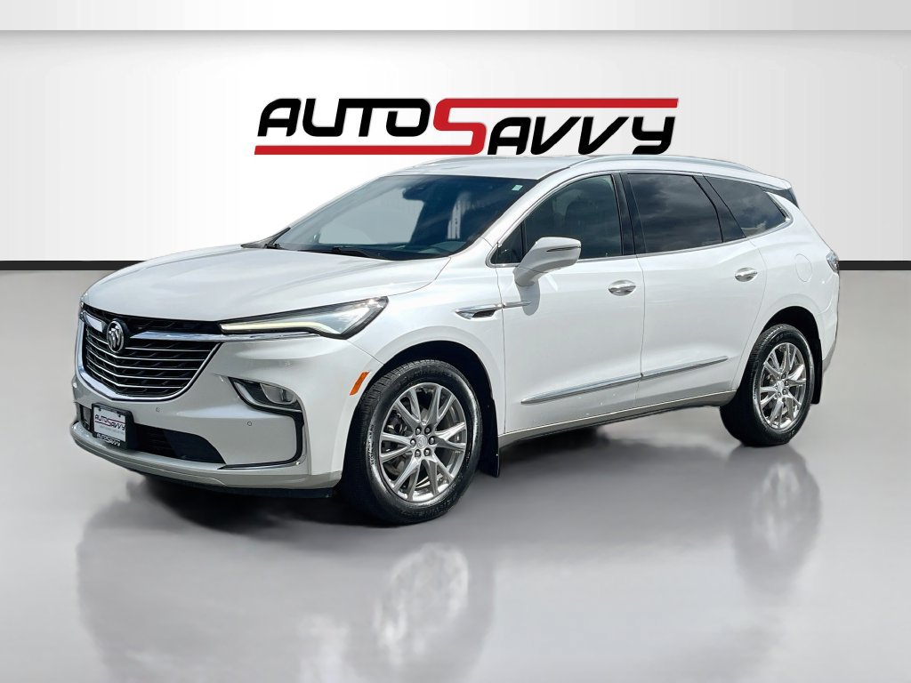 Used 2022 Buick Enclave Premium w/ Surround and Sites Package AWD/4WD image 3