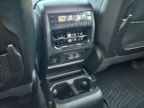 Used 2023 Jeep Grand Cherokee L Laredo AWD/4WD image 28