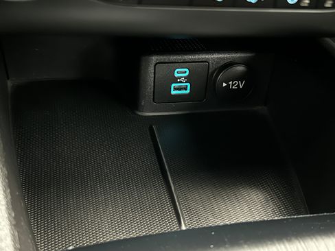 Used 2023 Ford Escape ST-Line AWD/4WD image 9