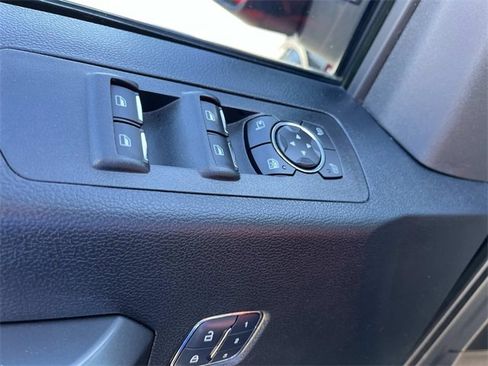 Used 2018 Ford F150 Lariat w/ Equipment Group 502A Luxury image 27