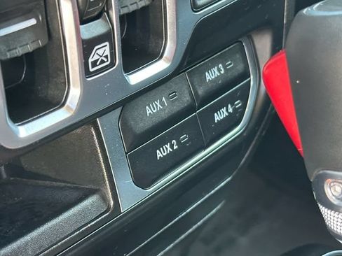 Used 2023 Jeep Wrangler Unlimited Sahara w/ Cold Weather Group AWD/4WD image 20