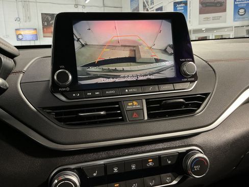 Used 2020 Nissan Altima 2.5 SR w/ Premium Package FWD image 20