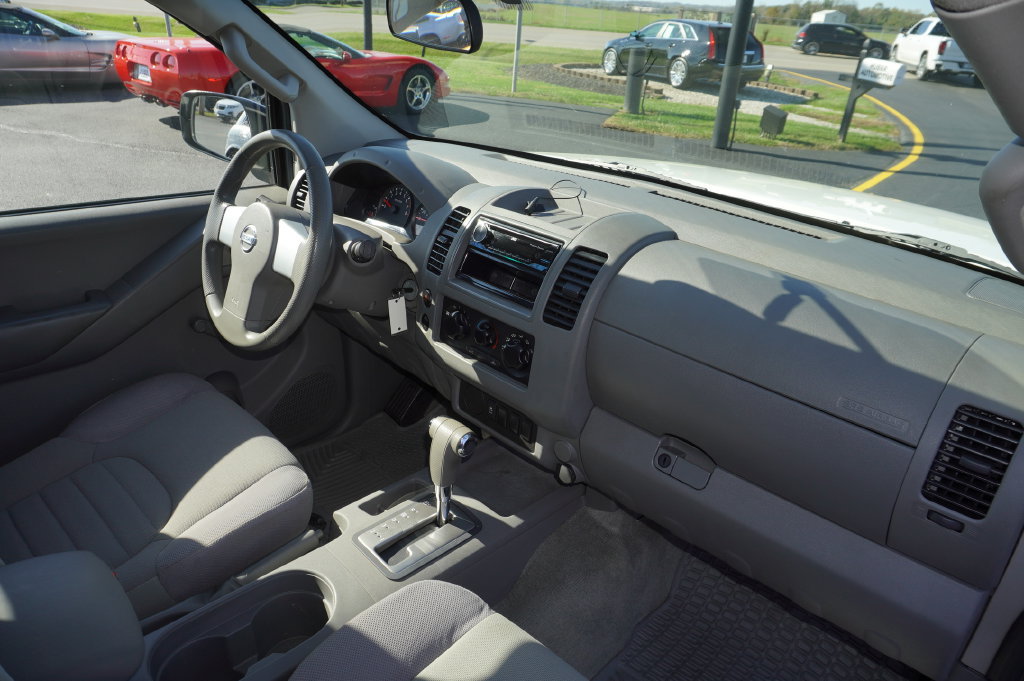 Used 2013 Nissan Frontier S RWD image 26