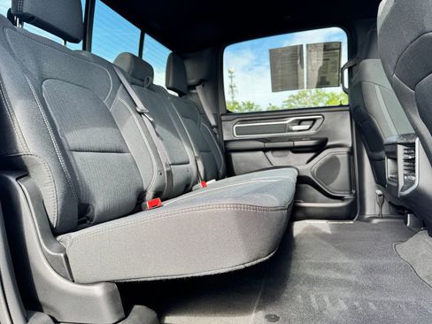 Used 2022 RAM 1500 Big Horn AWD/4WD image 15