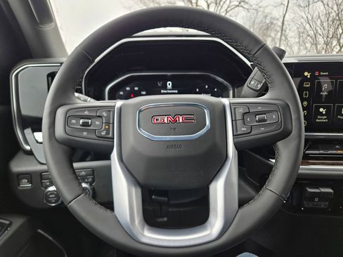 New 2026 GMC Sierra 1500 SLE w/ Preferred Package image 11