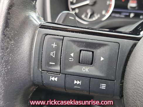 Used 2023 Nissan Rogue SL w/ SL Premium Package FWD image 25