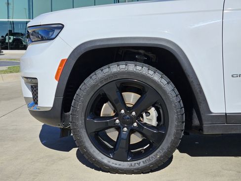 Used 2021 Jeep Grand Cherokee L Limited image 12