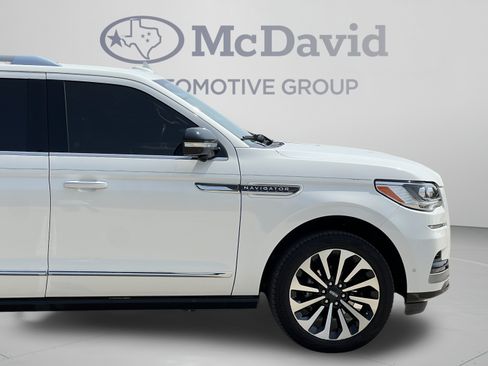 Used 2022 Lincoln Navigator Reserve RWD image 35