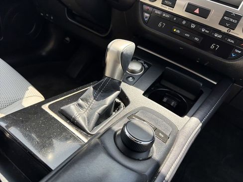 Used 2017 Lexus ES 350 w/ Accessory Package 2 FWD image 18