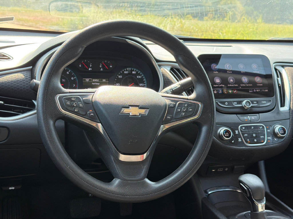 Used 2025 Chevrolet Malibu LT FWD image 23