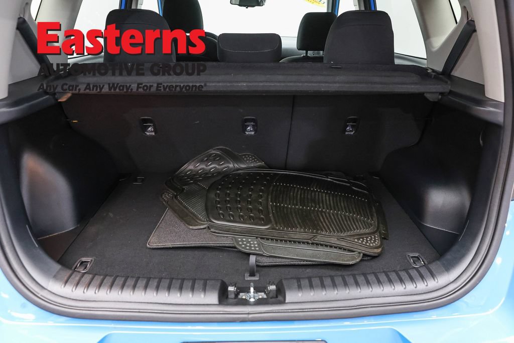 Used 2023 Kia Soul EX FWD image 11