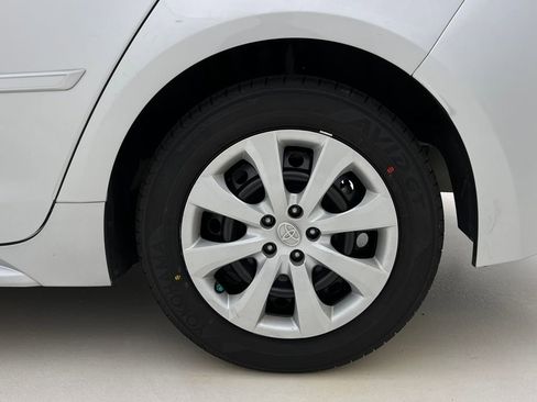 Used 2023 Toyota Corolla LE image 25