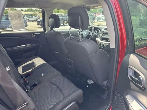 Used 2018 Dodge Journey SE FWD image 12