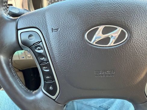 Used 2012 Hyundai Santa Fe Limited w/ Navigation Pkg 4 FWD image 20