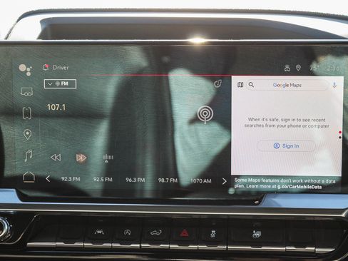 Used 2024 GMC Sierra 1500 SLT image 15