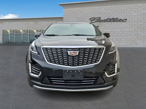 Certified 2023 Cadillac XT5 Premium Luxury image 2