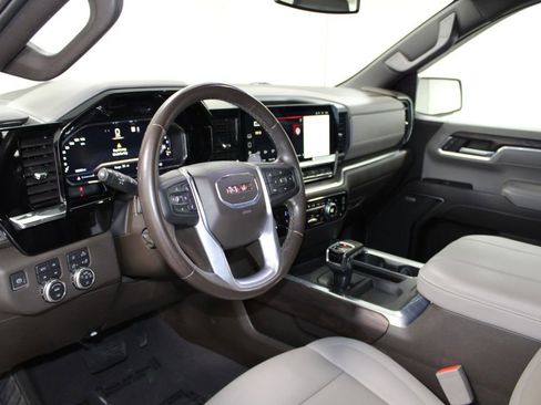 Used 2023 GMC Sierra 1500 SLT image 27