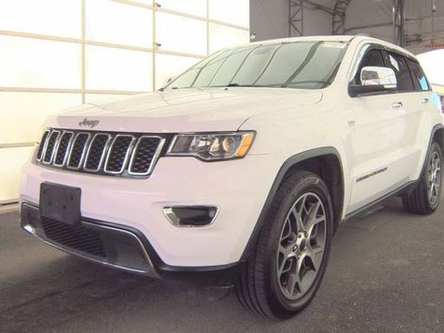 Used 2019 Jeep Grand Cherokee Limited AWD/4WD image 1