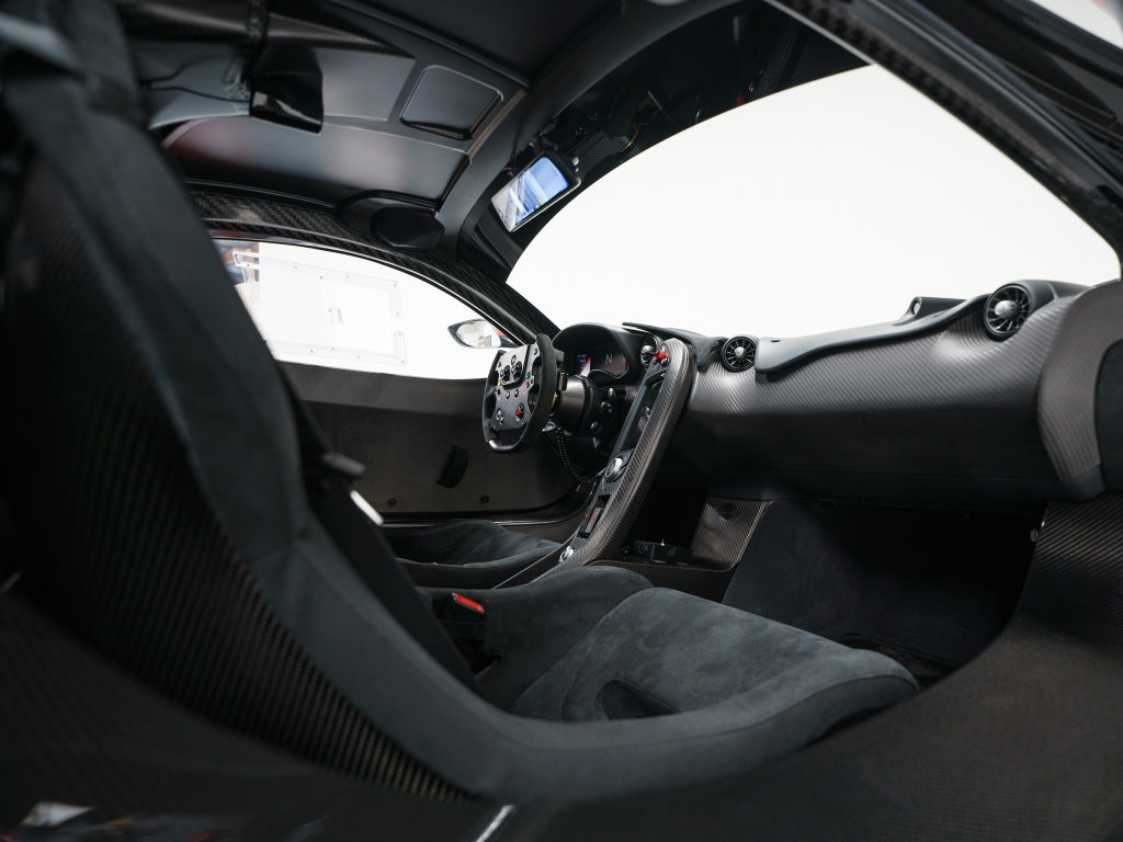 Used 2015 McLaren P1 RWD image 51