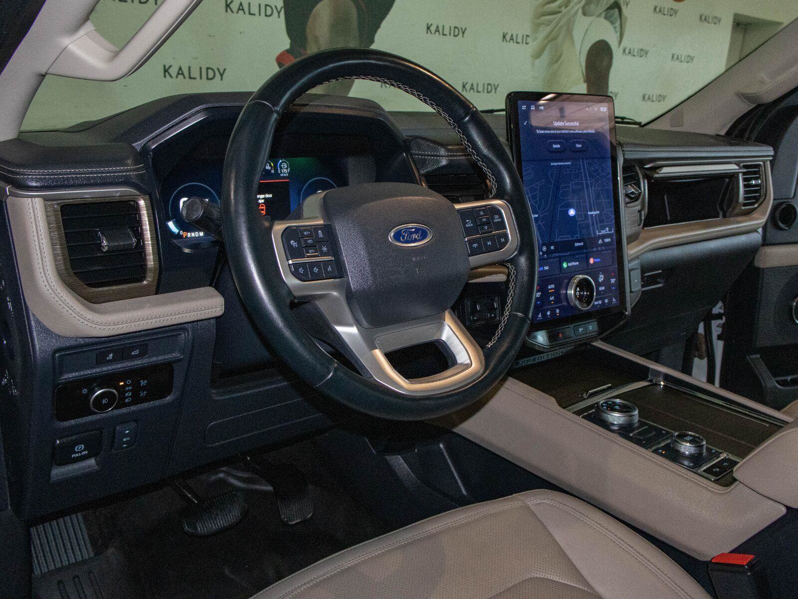 Used 2023 Ford Expedition Max Limited AWD/4WD image 5