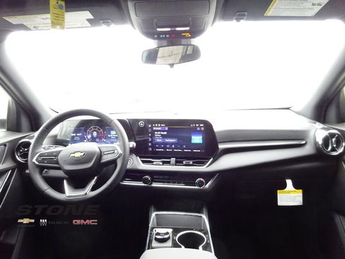 New 2026 Chevrolet Equinox LT image 23