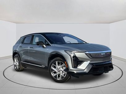 New 2026 Cadillac Optiq Luxury 1
